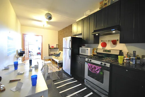 Rented by Town Residential | media 23