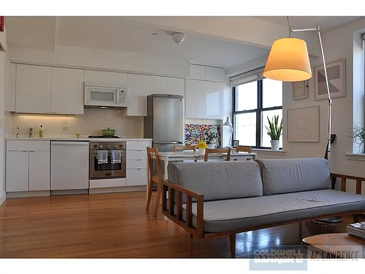 Rented by Aclawrence | media 19