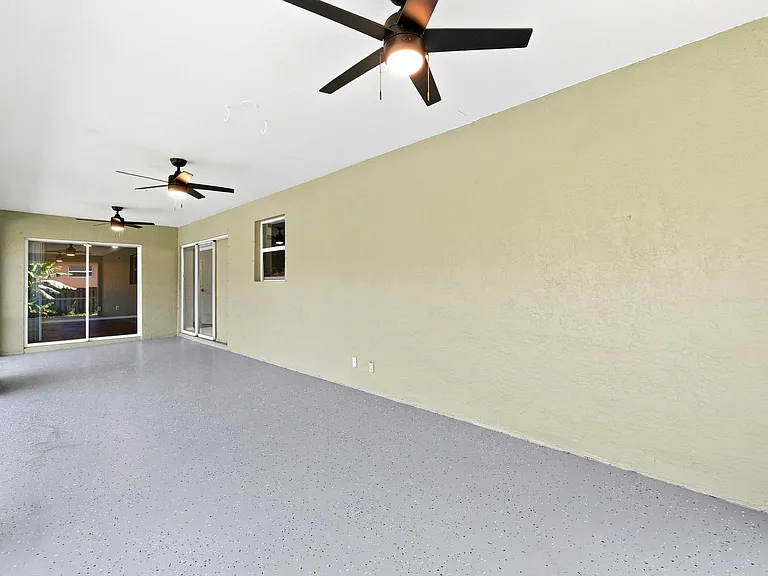 3102 SW Cathedral St — Photo 38