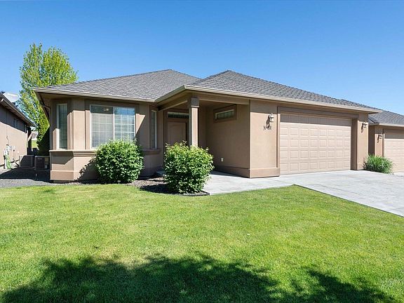 2nd image of 3121 W 30th N101 Kennewick #N101