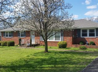 304 Dellwood Dr, Lebanon, TN 37087