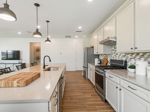Kitchen with Large Center Island
