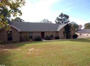 12 Freeman Way, Greenbrier, AR 72058