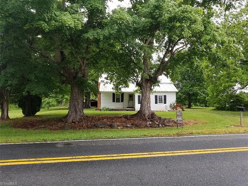 2nd image of 3369 E Holly Grove Rd