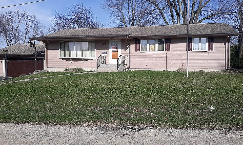 302 S Barber Ave, Polo, IL 61064 Zillow