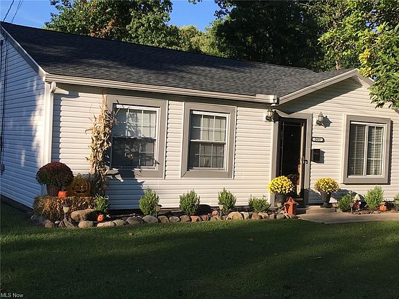 2nd image of 2455 Briner Ave