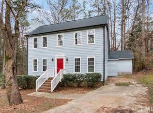 4224 Labrador Dr, Raleigh, NC 27616