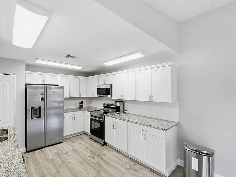 2890 1st Pl — Photo 9
