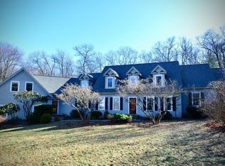 220 Tilting Rock Rd, Wrentham, MA 02093