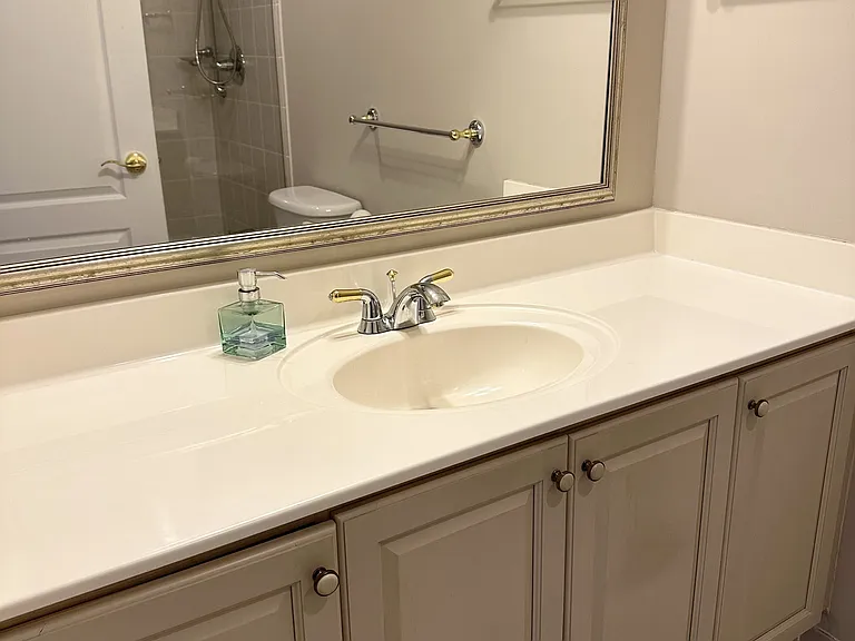 1101 Leslie St #706 — Photo 21