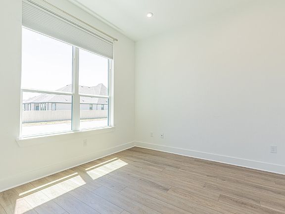 5th image of 505 Travita Rd