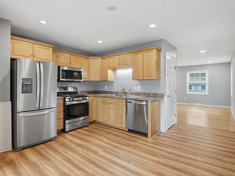 3 Hingham Rd #1 — Photo 16