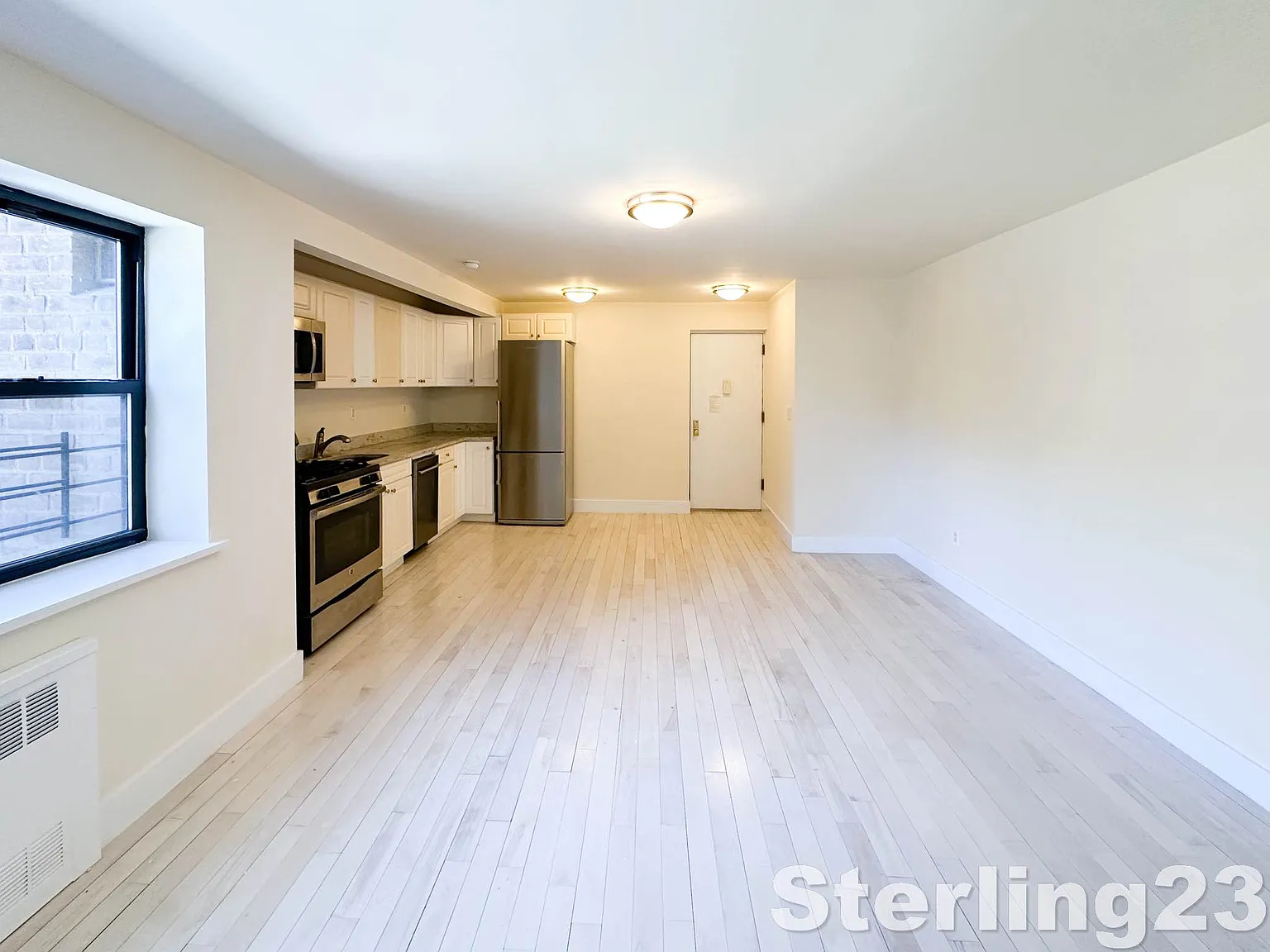 1521 Brightwater Avenue — Photo 2
