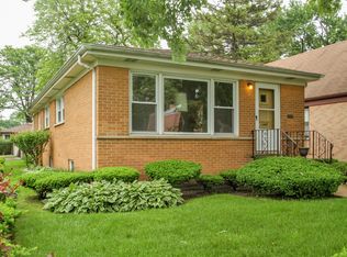 1345 Lundergan Ave #1, Park Ridge, IL 60068