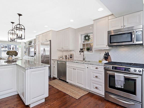 4th image of 7408 N Odell Ave