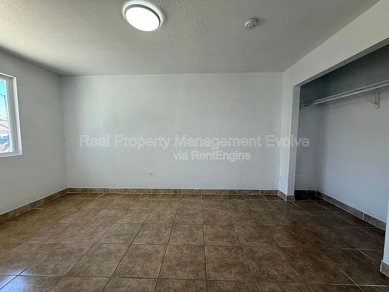 3223 W Madison St #3 — Photo 8