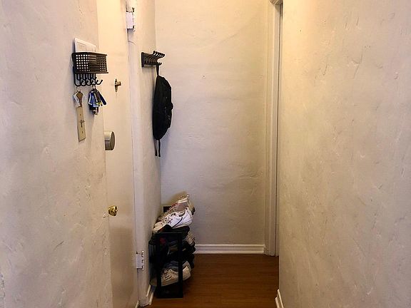 2nd image of 465 S Detroit St #106