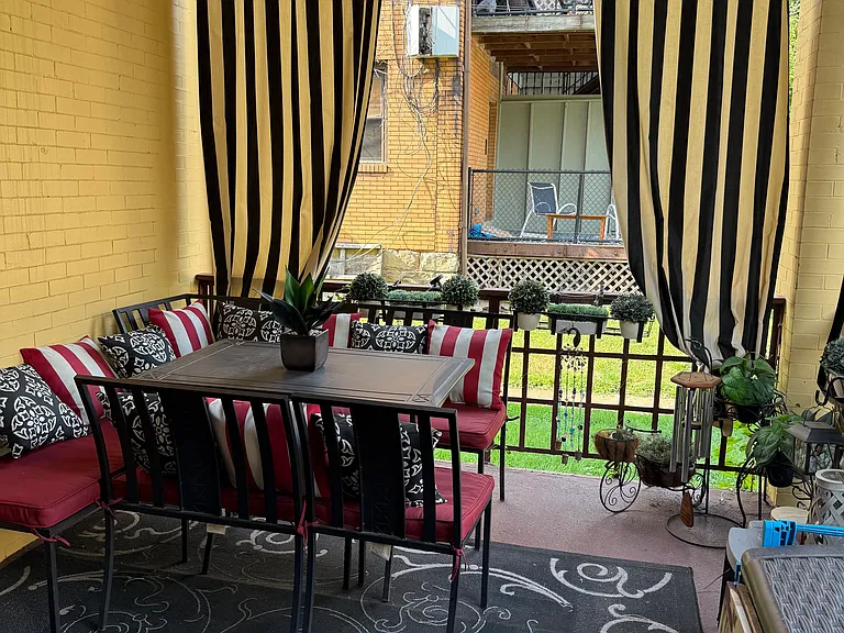 337 S Pacific Ave #2R — Photo 10