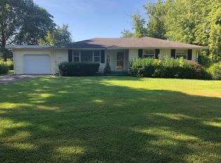 1342 W Washington St, Marshfield, MO 65706
