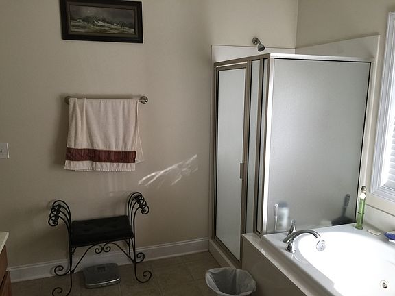3rd image of 5933 Kenville Green Cir
