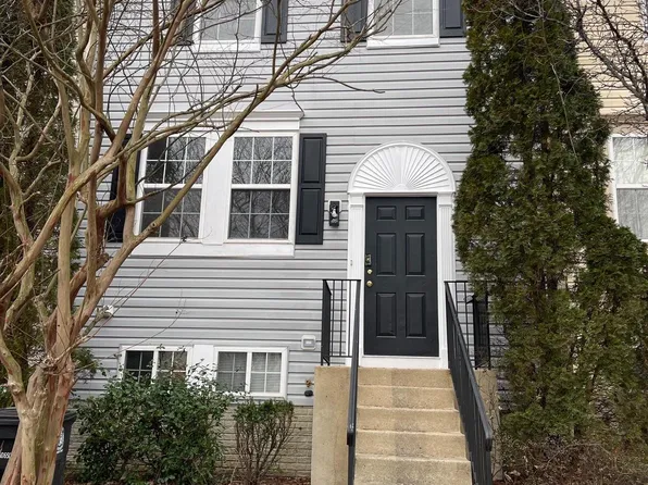 3721 Apothecary St, District Heights, MD 20747