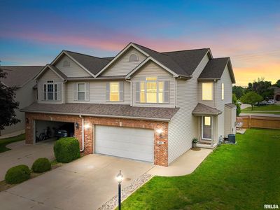 2325 W Kenfield Ct, Peoria, IL, 61615