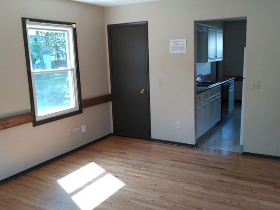 4th image of 1226 Frye Ave