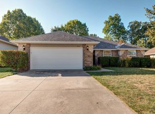 3942 W Greenwood St, Springfield, MO 65807