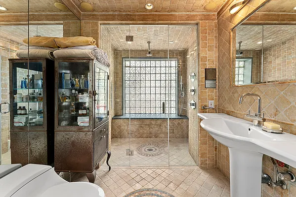 Rented by Corcoran | media 16