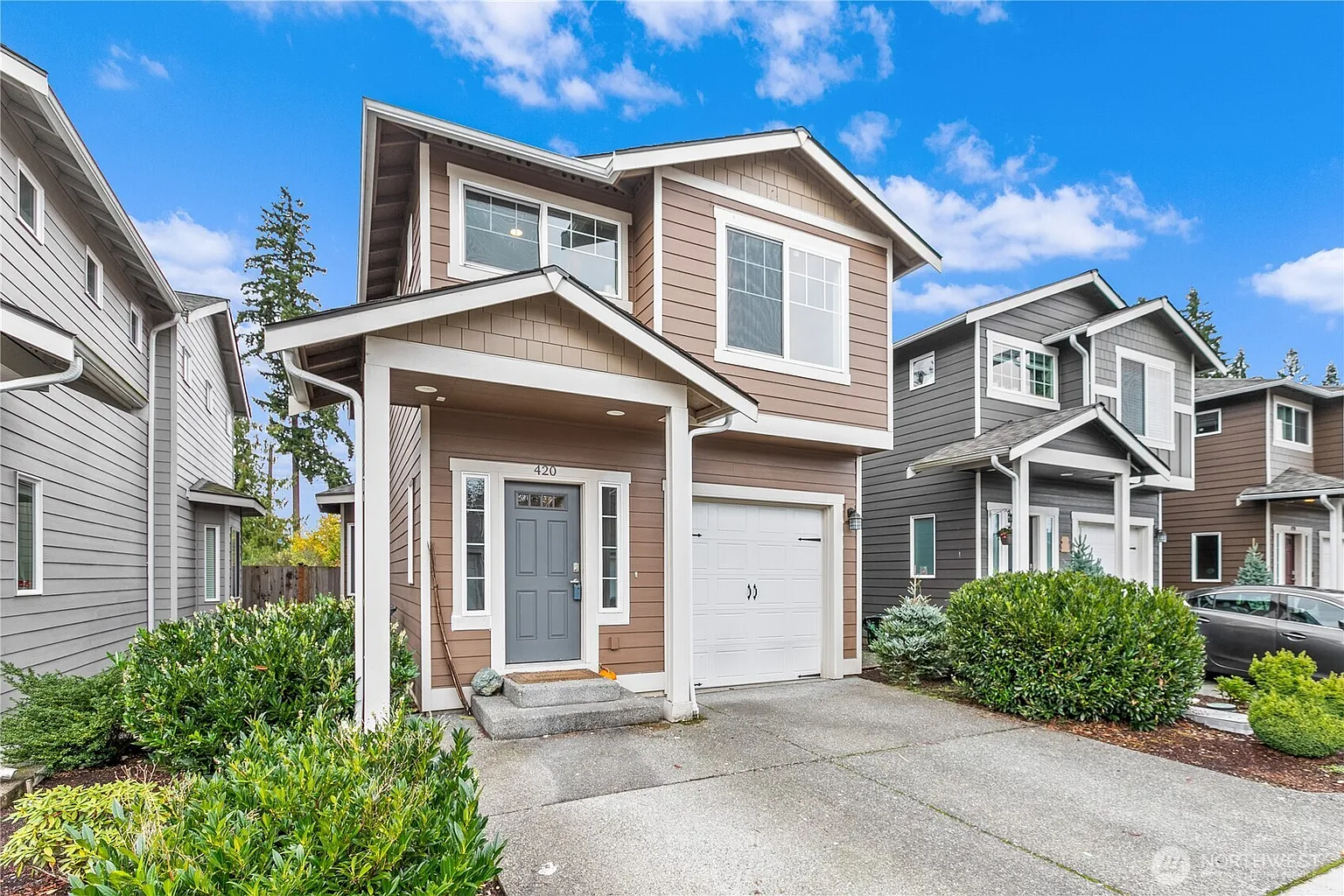 420 Raybird Avenue photo 1