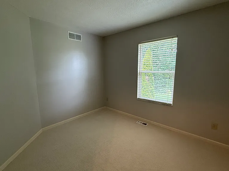 5990 Rings Rd — Photo 22