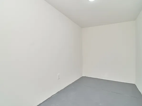 1069 Grant Avenue image 40 of 56