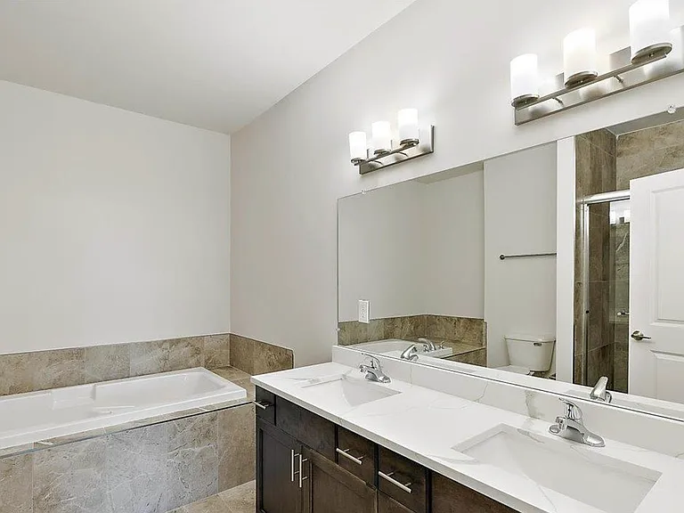 8280 Heywood Cir #2 — Photo 9