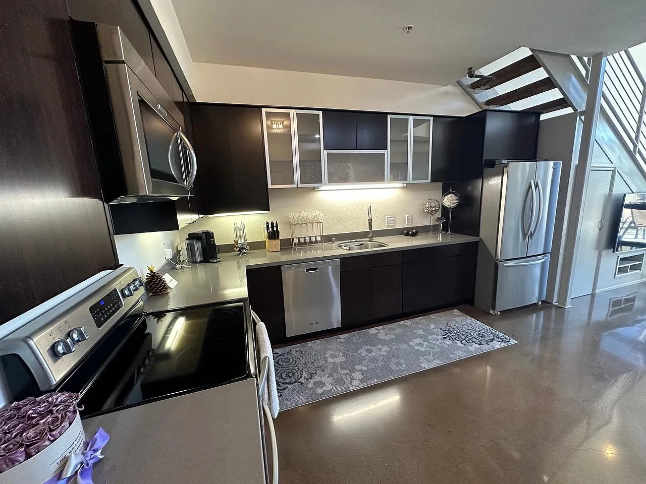 925 The Alameda — Photo 3