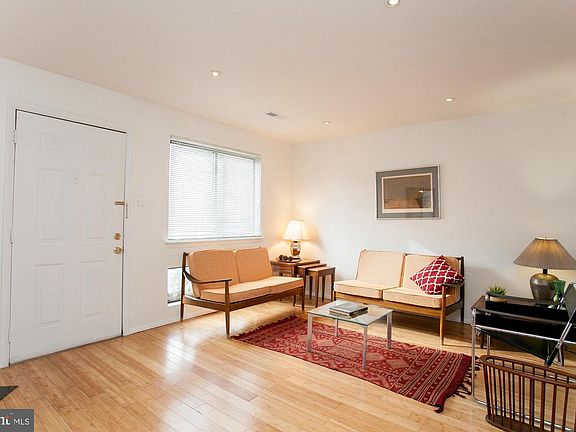 3rd image of 7601 Crittenden St APT D5
