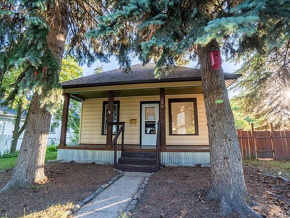 2nd image of 494 1st Ave