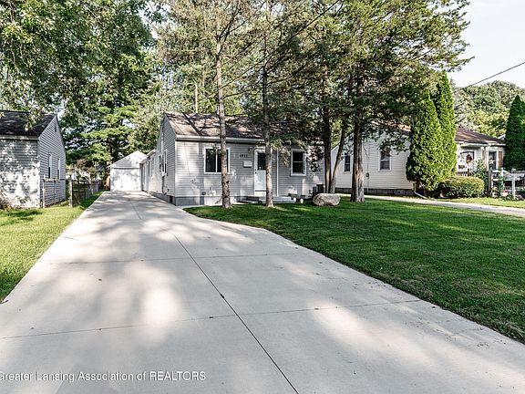 4th image of 4911 Stafford Ave