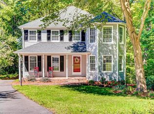 1040 Wessyngton Rd, Winston Salem, NC 27104