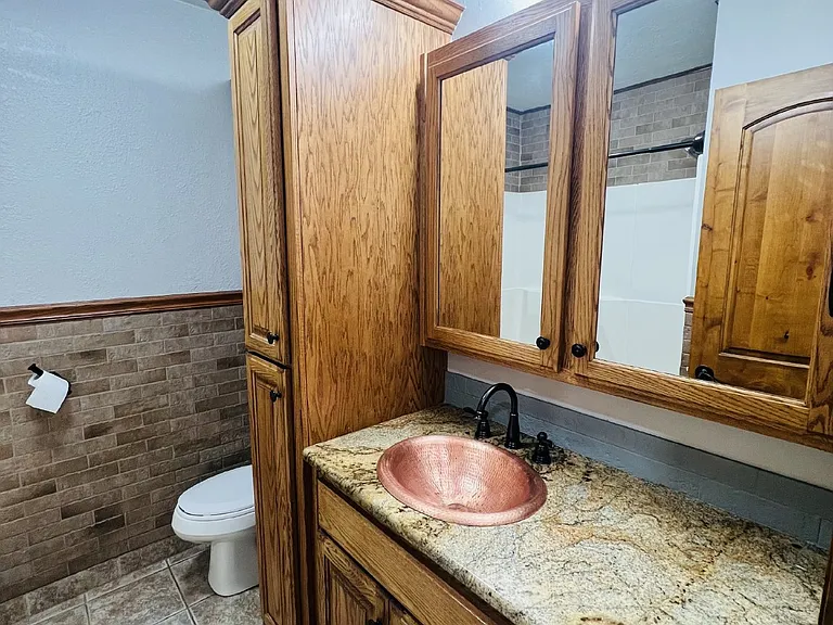 3615 N Grant St — Photo 10