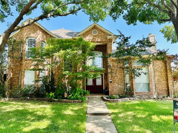 701 Pine Lakes Dr, Plano, TX 75025