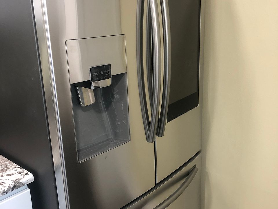 Built in TV/Computer/Calendar
