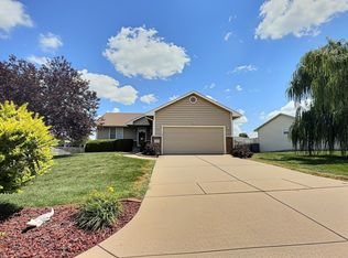 1422 E Prairie Hill St, Wichita, KS 67219
