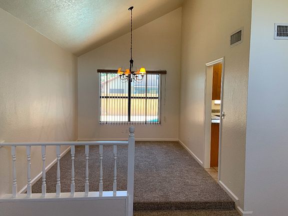 4th image of 7737 W Dreyfus Dr