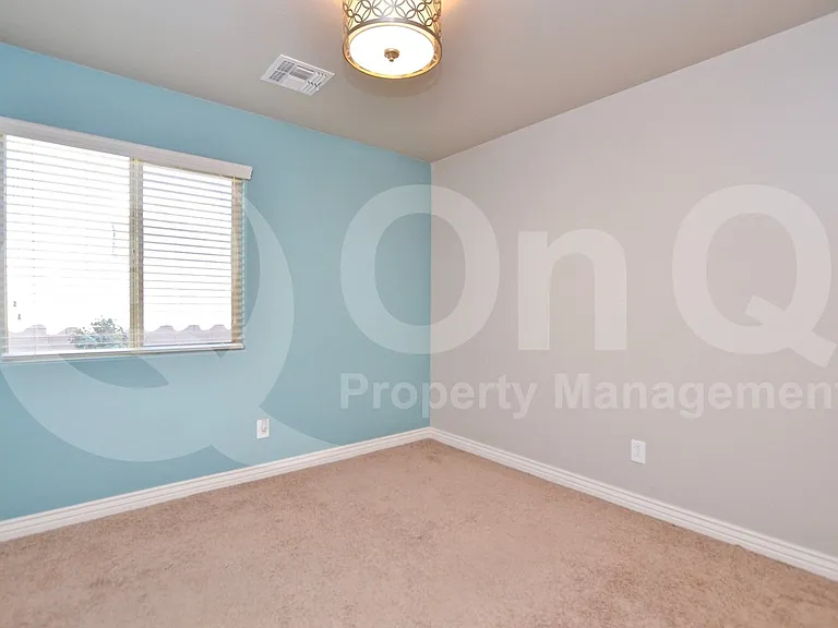 2223 E Hazeltine Way — Photo 21