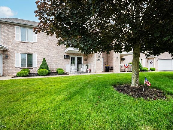 2nd image of 865 Auburn Hills Dr Unit 1