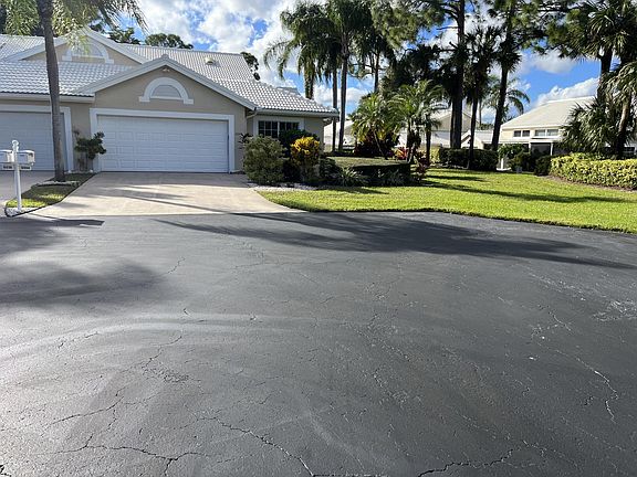 4th image of 6044 Greenspointe Dr