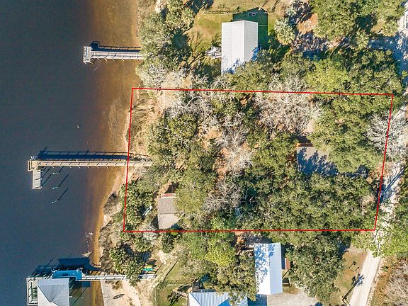 3rd image of 34 River Dr