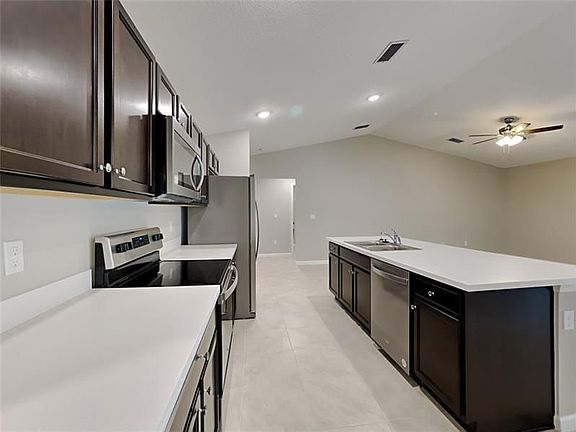5th image of 2584 SW Grotto Cir