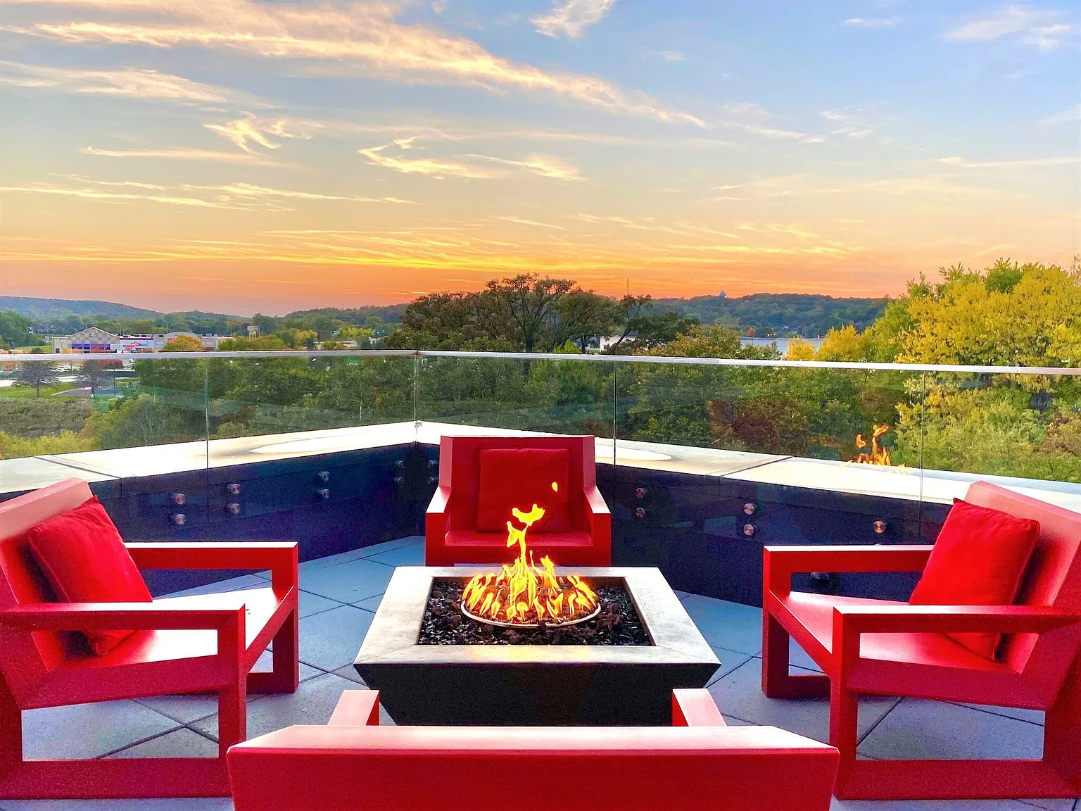 Red44 | Luxury Apartments — Photo 4