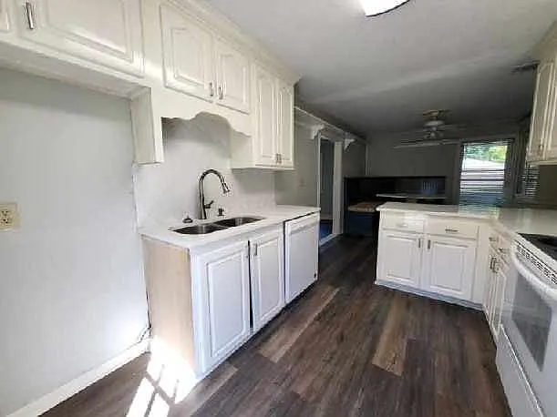 24 Hiwanee Dr — Photo 2
